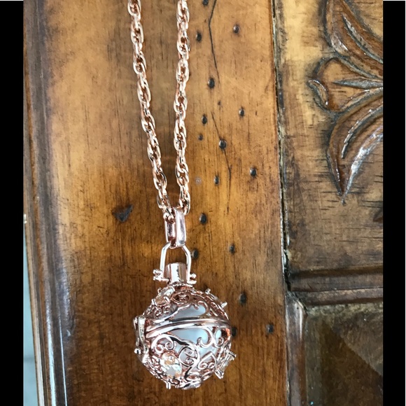 SOLD. Made in 🇮🇹 color Rose - Picture 5 of 8